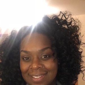 Meet your Posher, Ebony